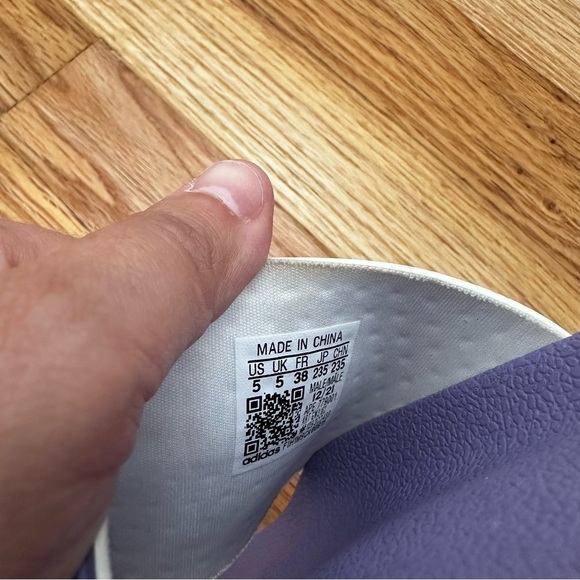 Adidas Originals x Mark Gonzales Shmoofoil Slide Kid Size 5 - Picture 4 of 8